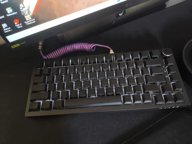 Teclado ajazz ak820