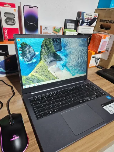 Notebook Samsung book i3 11TH ssd 256gb M2 Semi-novo Garantia 3meses Nota cartão 12x Leia