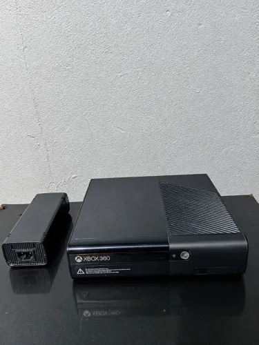 Xbox 360 super slim desbloqueado - entrego 