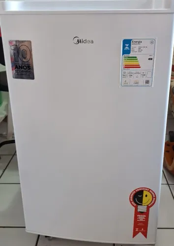 Frigobar Midea 124 Litros