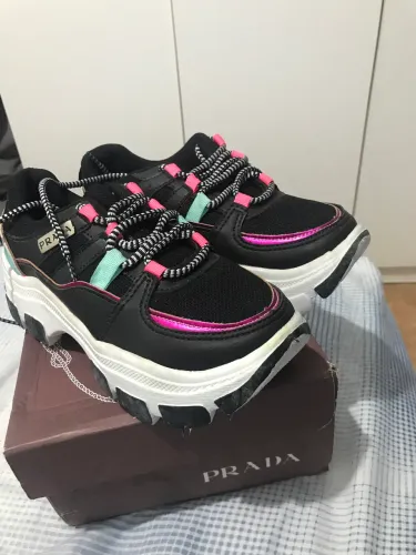 Tênis Prada