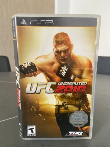 Game UFC Undisputed 2010 para PSP