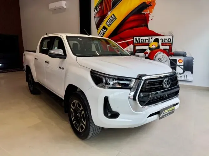 Toyota Hilux CD SRX Limited 4X4 2.8 TDI Die.aut 2022