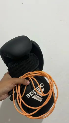 Luva de boxe adidas + corda de pular