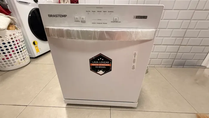 Lava-Louças Brastemp 8 Serviços Branca (220V) - Estado de Nova!