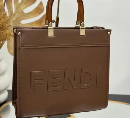 Bolsa FENDI Luxo Média Feminina Cores: Variadas - (Últimas Unidades)