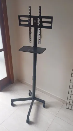 Vendo suporte móvel para tv