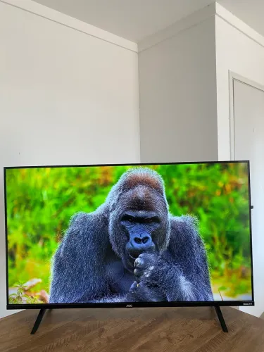 Tv Smart AOC 43 polegadas - impecável com NF e garantia até setembro