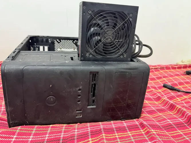 ? PC GAMER BÁSICO / PARA REPARO OU PEÇAS ?
