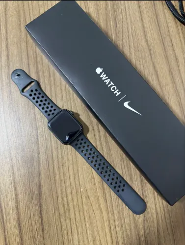 Apple Watch Nike SE, 44 mm, GPS + Cellular