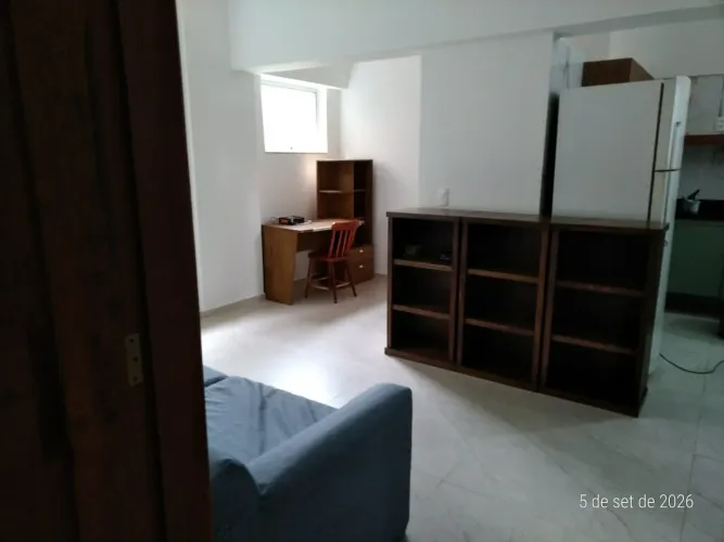 Apartamento Sala e Quarto com vaga na Glória