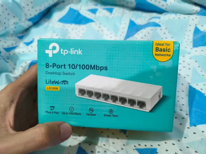 Switch 8 portas de rede 100Mbps
