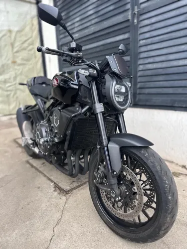 Cb 1000 black edition igual nova