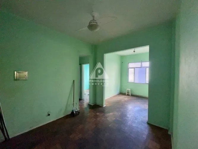 Quarto e sala em Botafogo próximo ao metrô