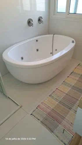 Vendo Banheira de sobrepor acrílico
