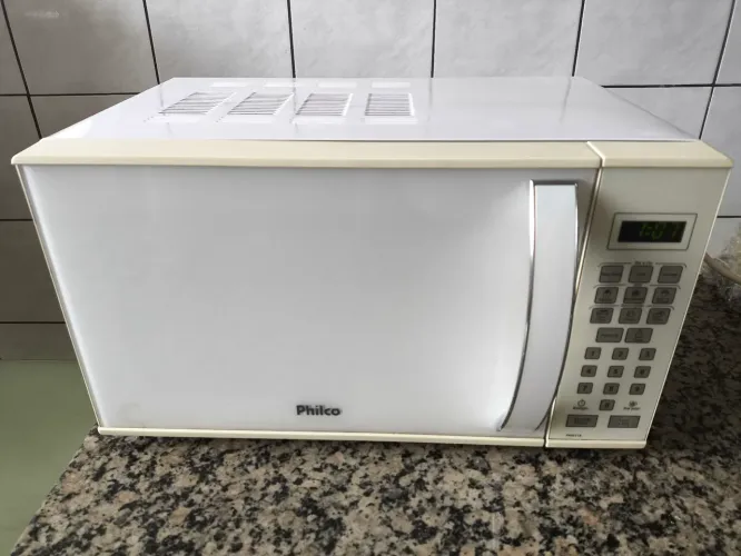 Microondas PHILCO 21l. 127v.
