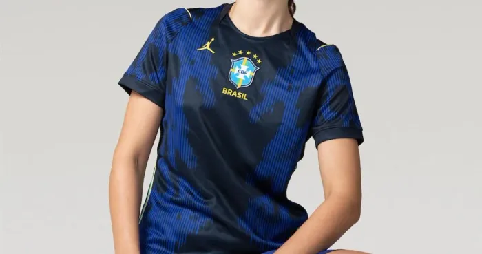 Camisa de time Brasil a copa está chegando