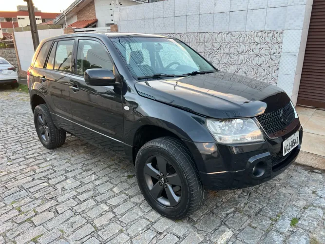 Suzuki Grand Vitara 2.0 16V 4x2/4x4 5P Mec. 2011