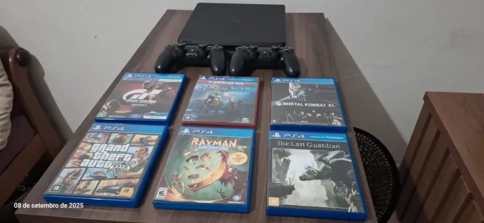 PS4