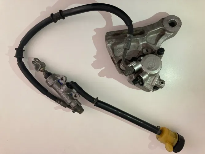 SISTEMA FREIO TRASEIRO COMPLETO XT660R USADO