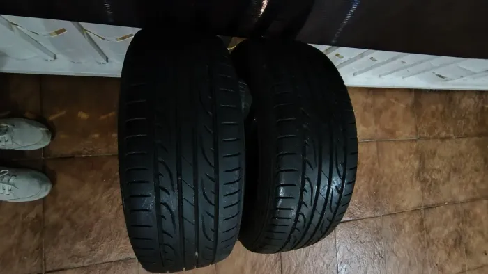 Par de pneus Dunlop sport aro 16