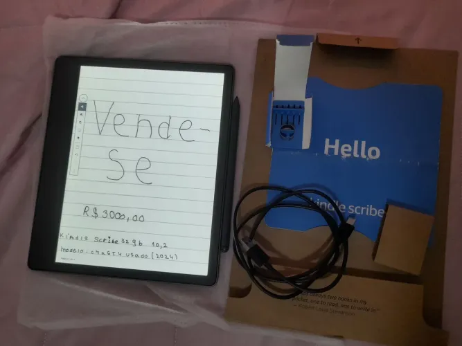 Kindle Scribe 10.2" , 32GB, Caneta Premium, 5 Pontas extras e Cabo de carregamento USB -C