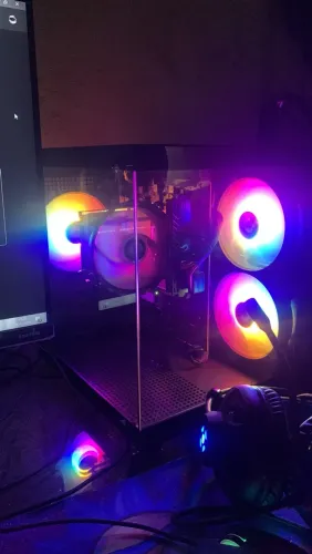 PC COMPLETO NOVO com menos de 1 ano de uso - vendendo pois preciso do dinheiro