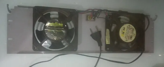 Kit de ventilação duplo para rack servidores 110/220V
