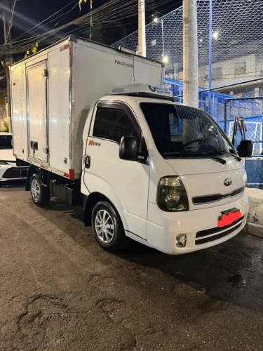 Kia Motors Bongo K-2500 2.5 4X2 TB Diesel 2015