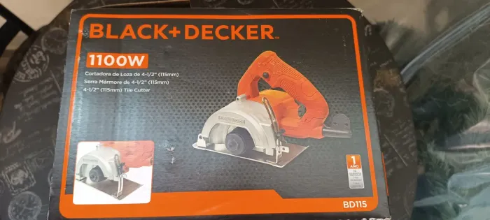 Makita/Serra mármore Black Decker nova.