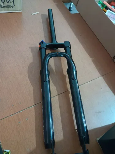 Suspensão Absolute aro 29 nova 