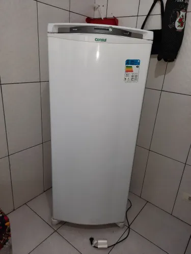 REFRIGERADOR FROST FREE EM PERFEITAS CONDIÇÕES CONSUL 
