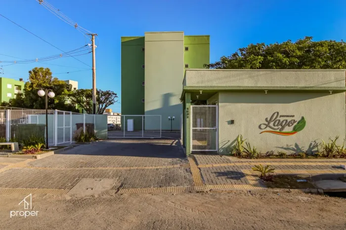 Apartamento 2 dormitórios para aluguel no Umuharama em Pelotas/RS
