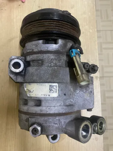 Compressor ar condicionado Spin Cobalt