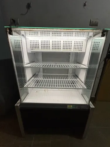 Vitrine refrigerada Polar