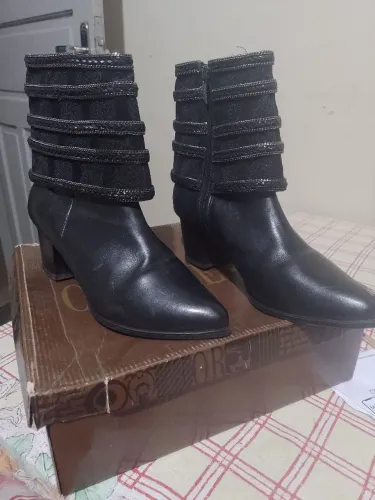 Bota super conservada