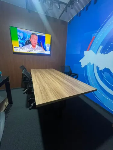 Mesa de reunião de 2,60 x 0,90