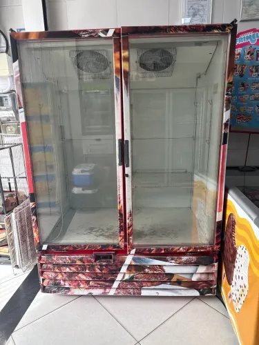 Freezer duas portas metalfrio