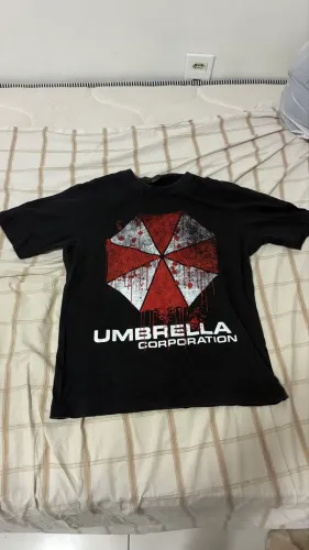 Camiseta resident evil feminina tamanho P