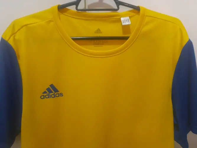 2 Camisas Adidas Aeroready dry fit ( Tam M ) Goleiro Flamengo Prime( Tam P ) Originais.