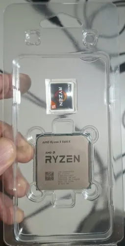 Processador AMD Ryzen 5 5600X - Perfeito Estado
