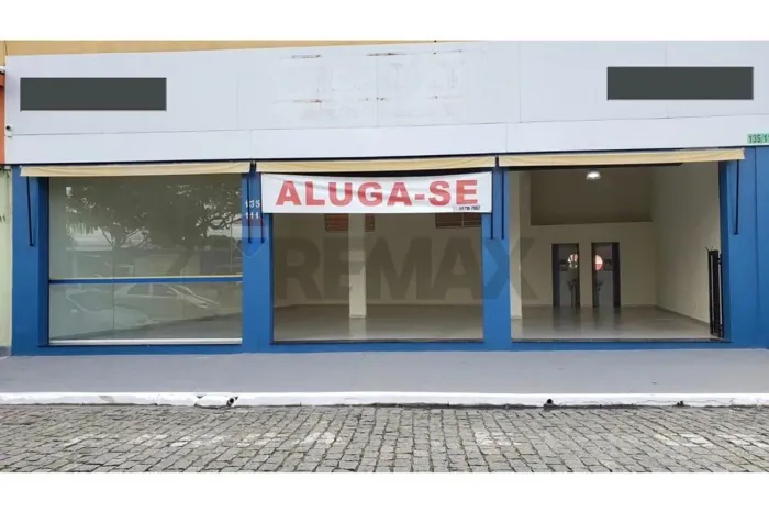 Ponto comercial ao lado da estação de Suzano