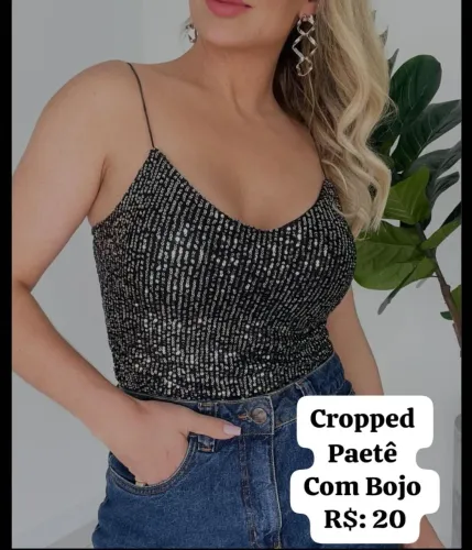 Roupas variadas