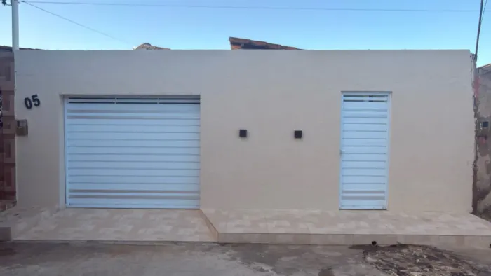 CASA À VENDA - BAIXA DO MEIO, GUAMARÉ