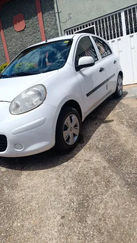 Nissan March S 1.0 16V Flex Fuel 5P 2013