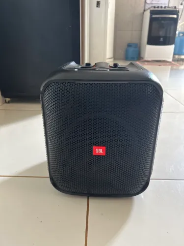 Vende-se caixa de som JBL PARTYBOX ENCORE 