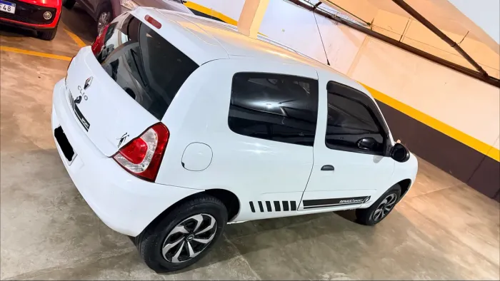 Renault Clio Authentique 1.0/1.0 Hi-power 16V 3P 2015