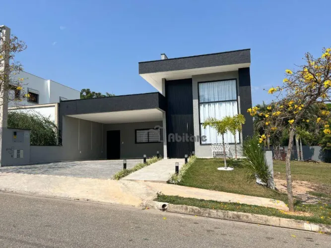 Casa com 3 dormitórios à venda, 187 m² por R$ 1.200.000,00 - Condomínio Villagio Di Capri