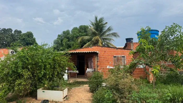 Vendo casa no bairro altos da Serra 1