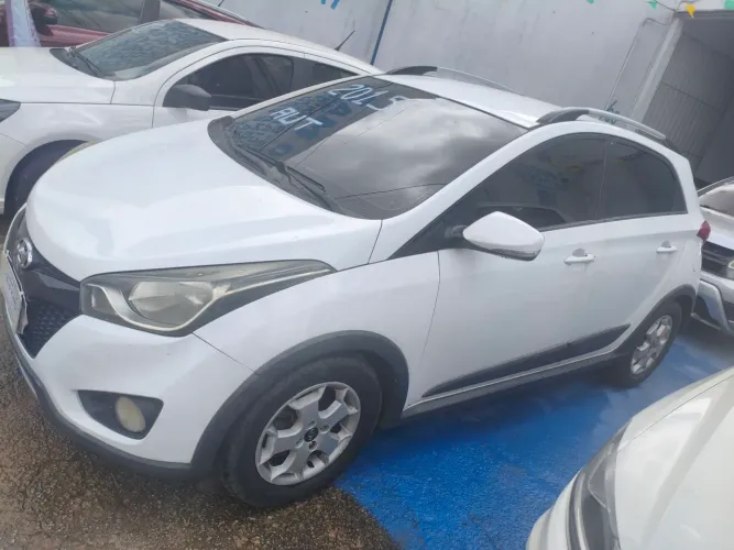 Hyundai HB20X Style 1.6 Flex 16V Aut. 2015